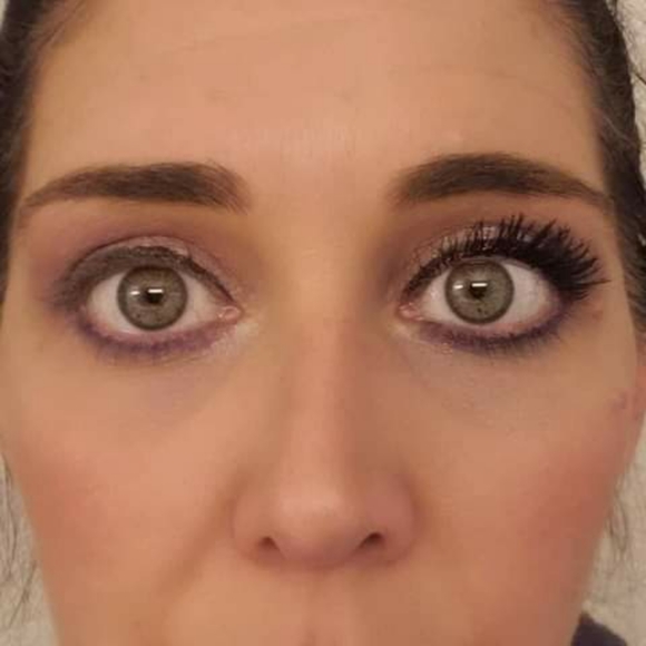 VolumeIntense Mascara - Picture 4 of 4